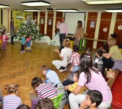 Sberbank Srbija priredila prazniÄnu radost za decu u ZveÄanskoj