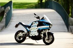 prvo_putovanje_oko_sveta_elektricnim_motociklom.jpg