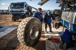 svi_kamioni_pobednicke_ekipe_su_vozili_sa_standardnim_pneumaticima___goodyear_offroad_ord.jpg